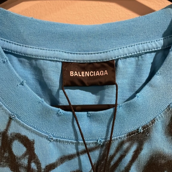 BALENCIAGA SS23 MUD SHOW RARE DISTRESSED SKATER TEE - Picture 4 of 7
